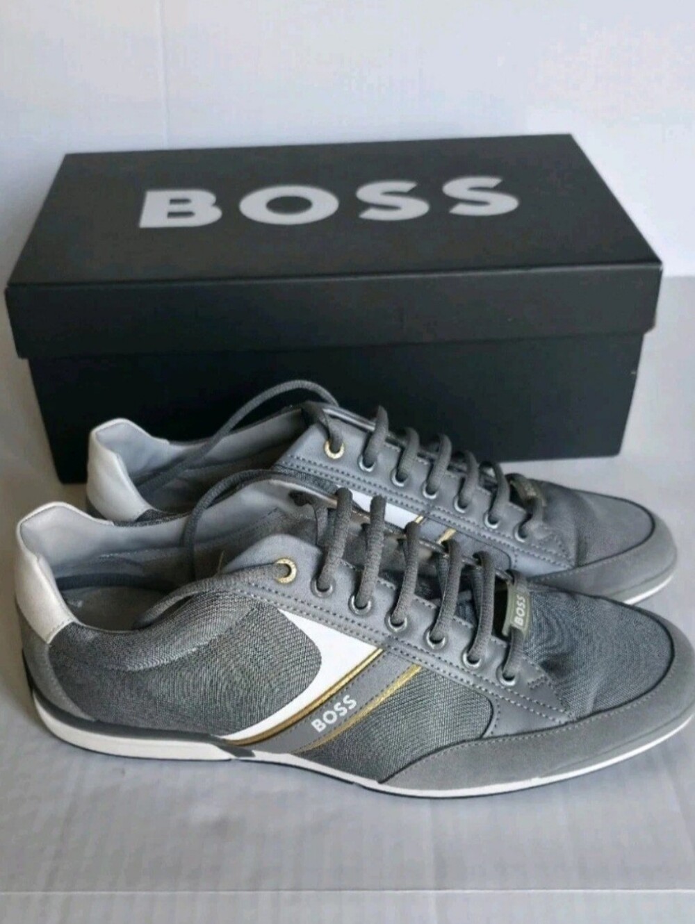 Hugo Boss Dark Grey Men's Saturn Sneakers Memory Foam Bamboo-Charcoal Shoes